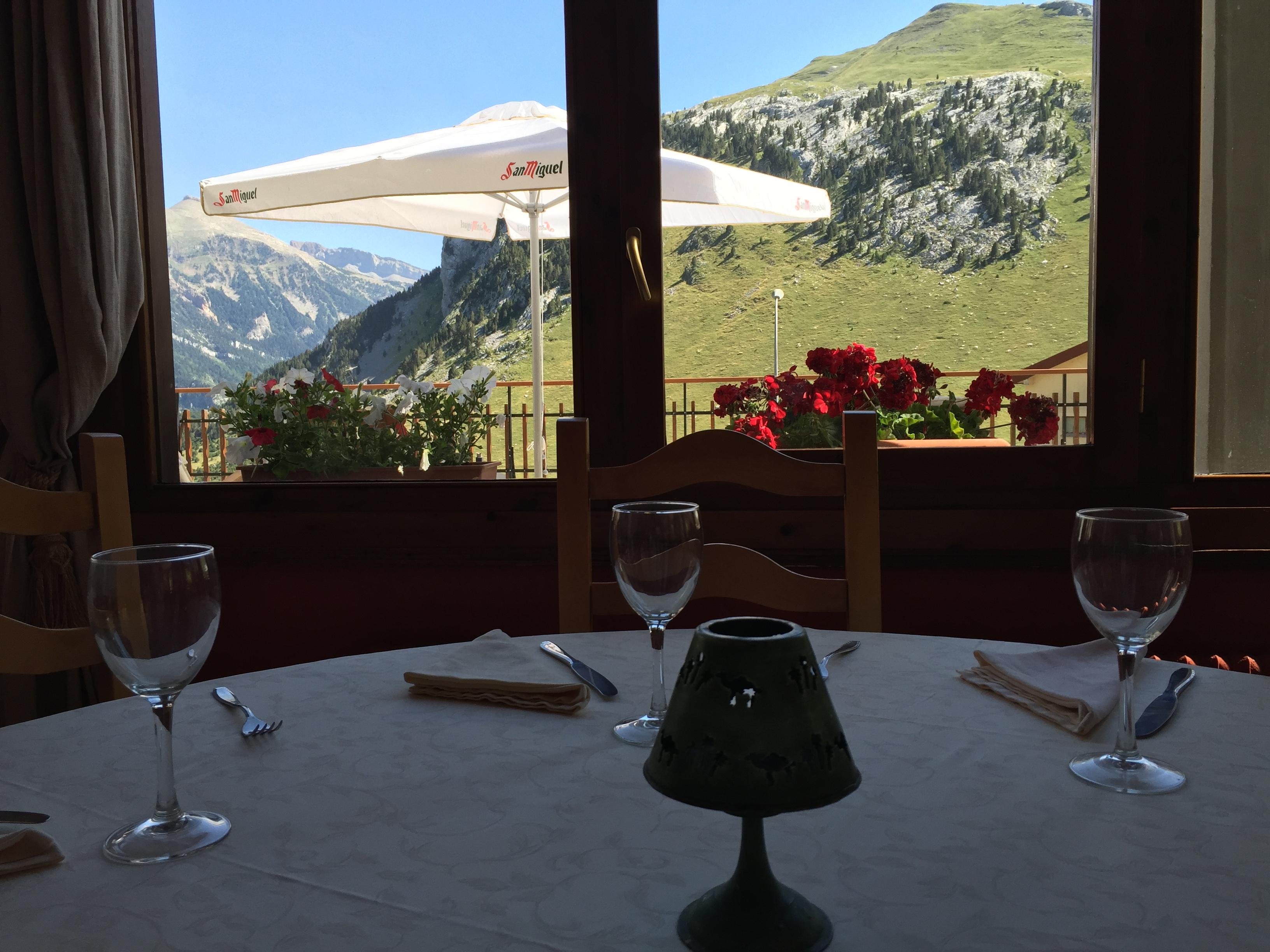 Hotel Edelweiss Candanchú Zewnętrze zdjęcie