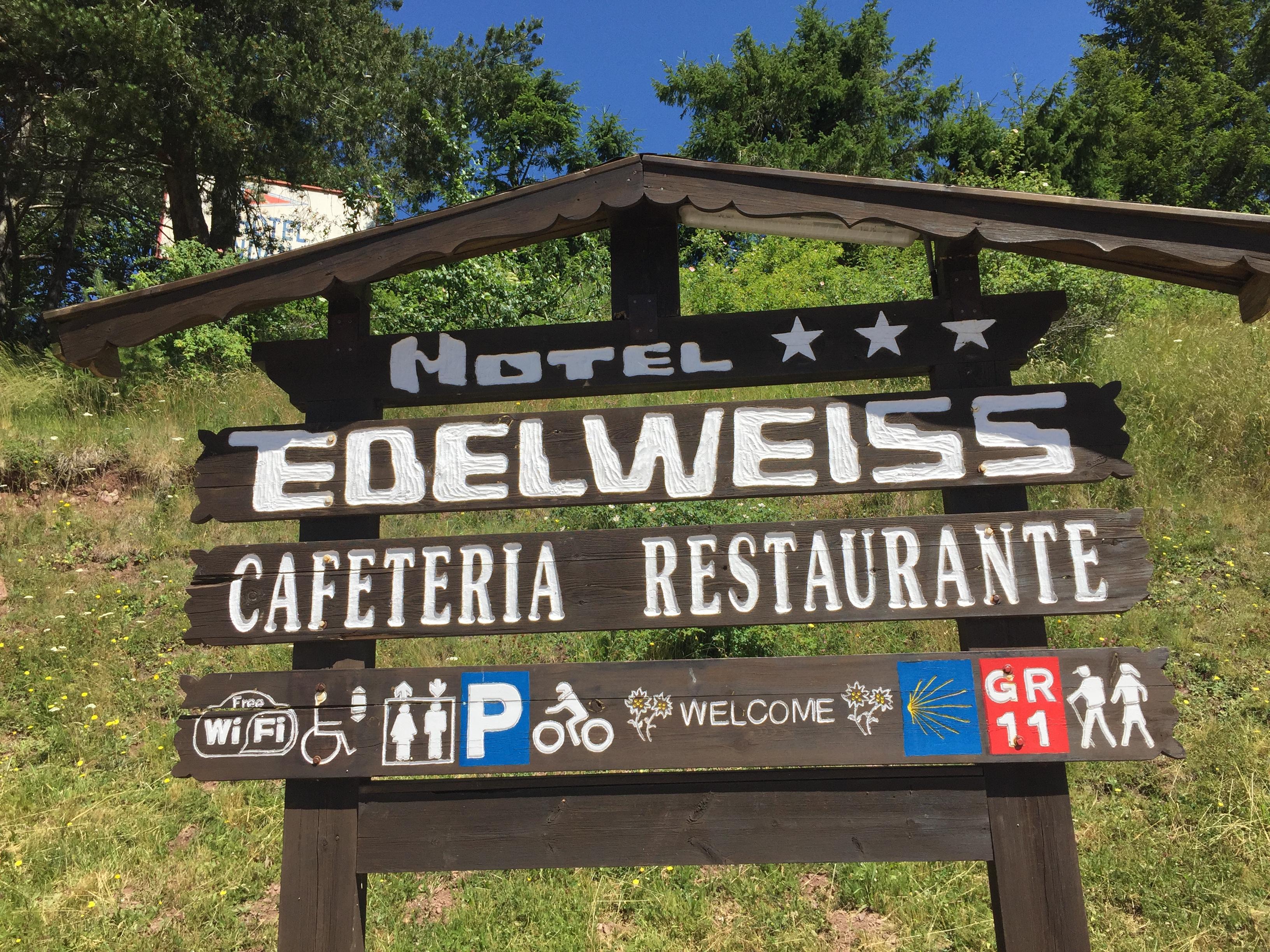 Hotel Edelweiss Candanchú Zewnętrze zdjęcie