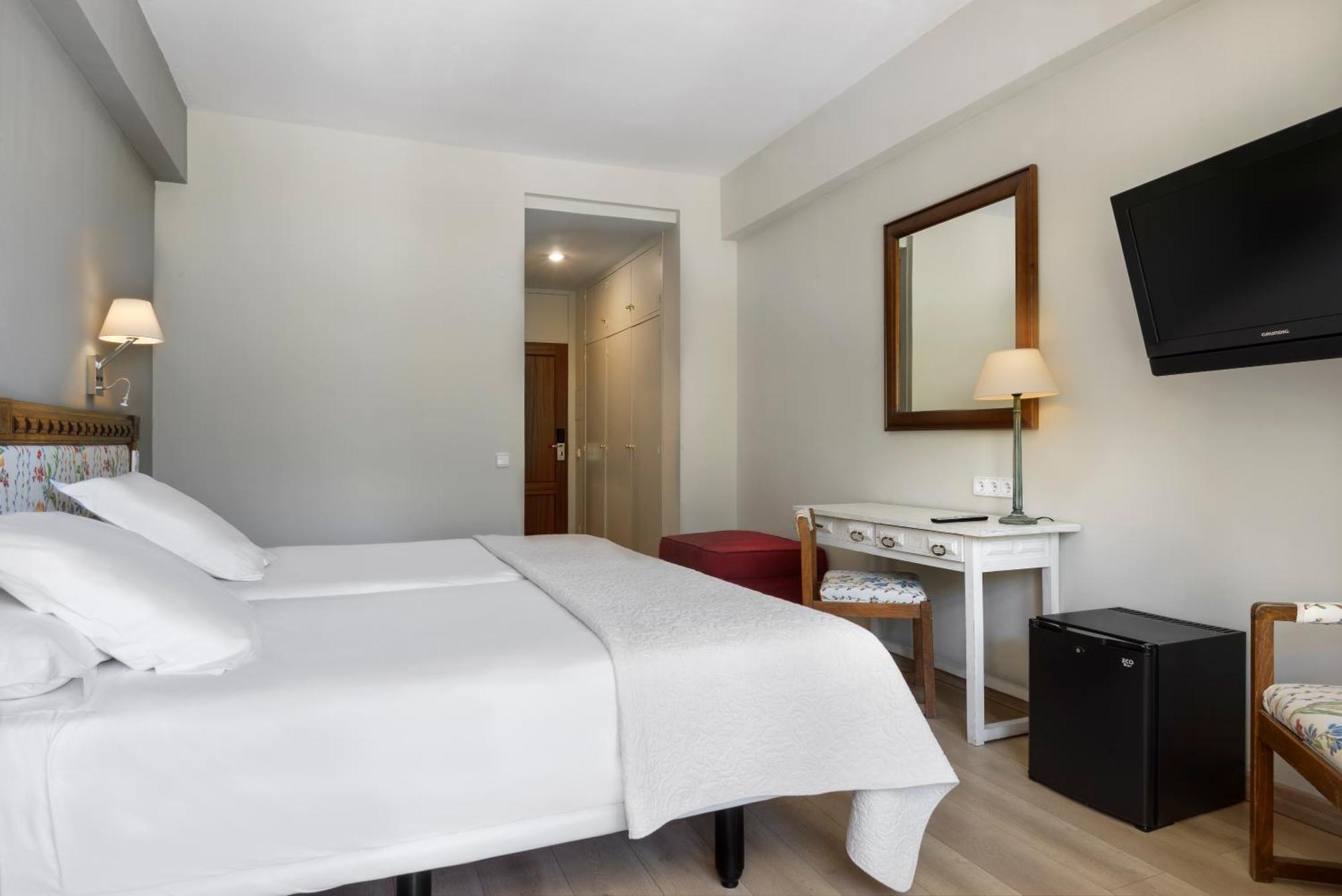Hotel Edelweiss Candanchú Zewnętrze zdjęcie