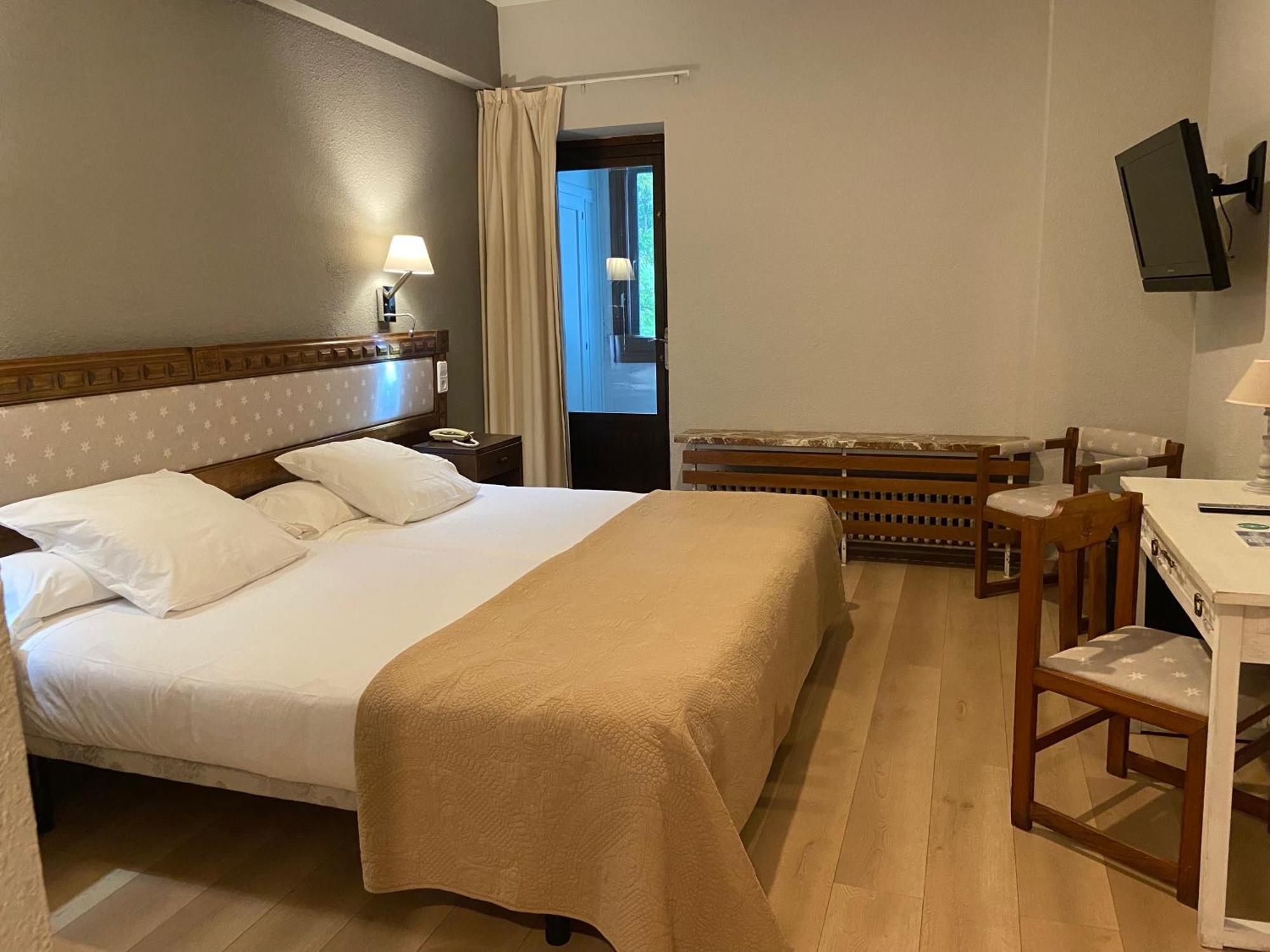 Hotel Edelweiss Candanchú Pokój zdjęcie